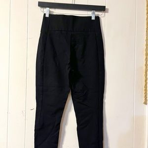 H&M Black Stretch Capri Pant